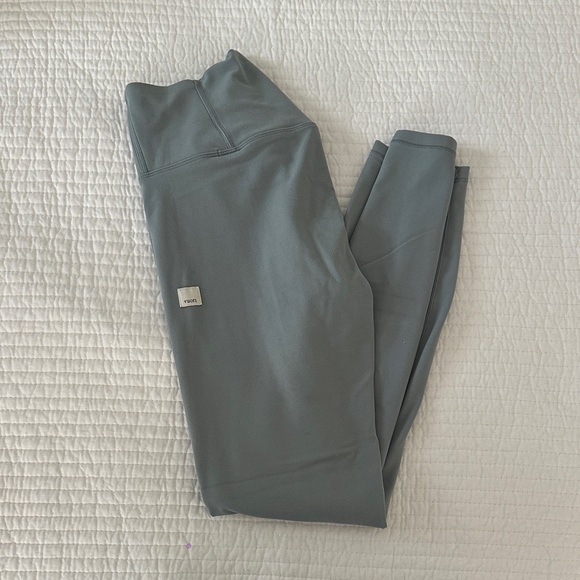 Vuori Other - Vuori Slate Gray Leggings